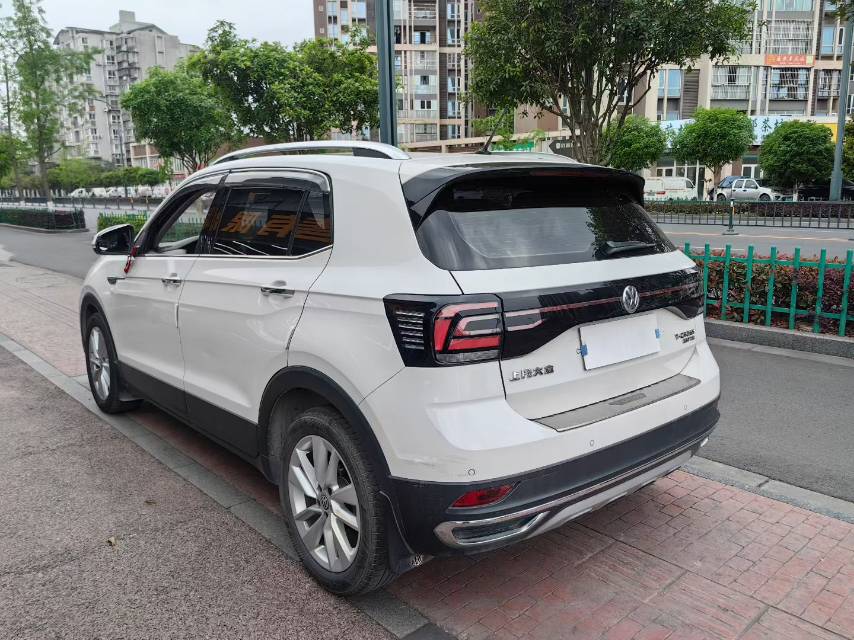 Volkswagen T-Cross 2020 #4 Volkswagen T-Cross 2020 car image #4