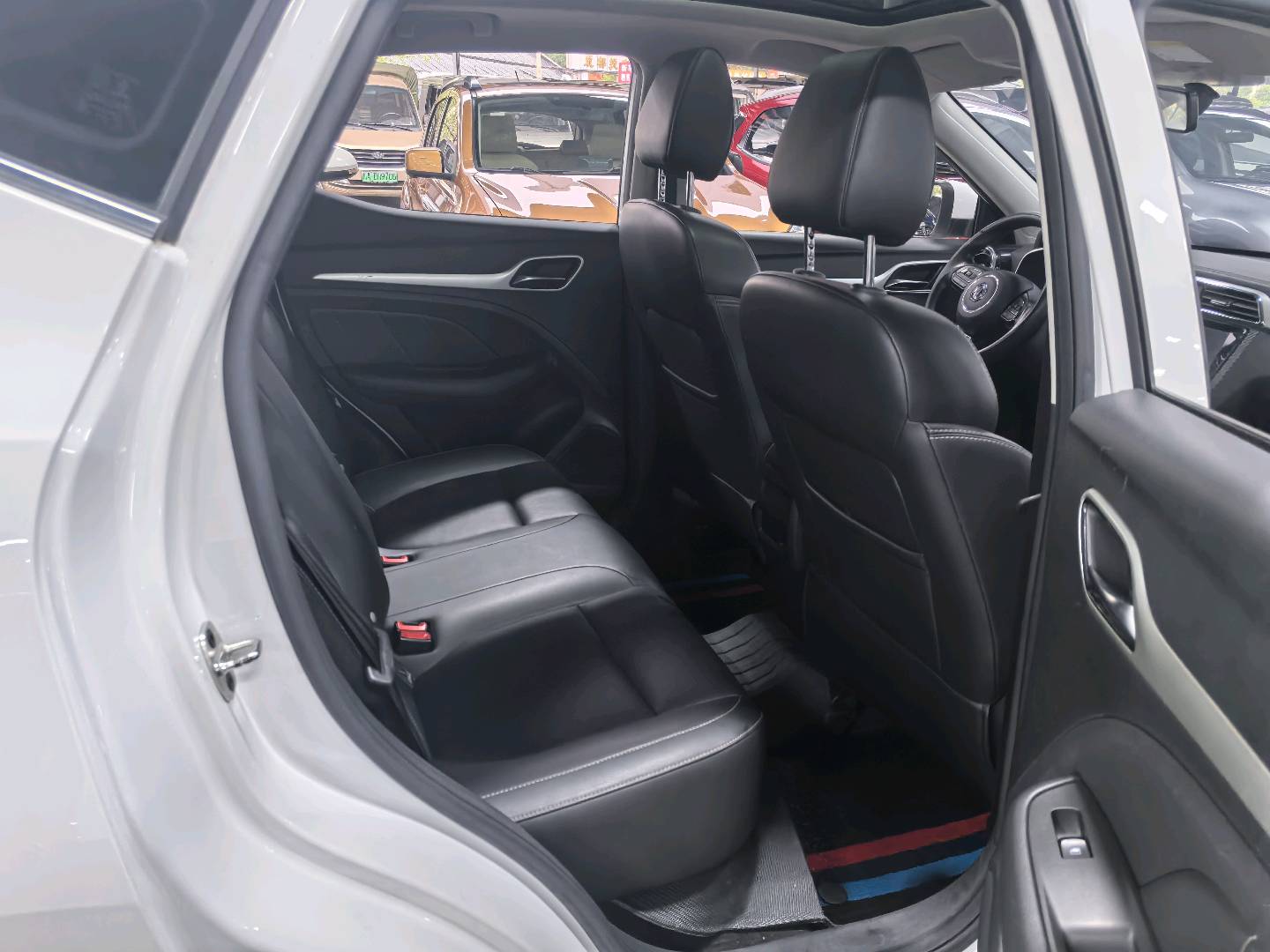 MG ZS 2018 image de voiture #8