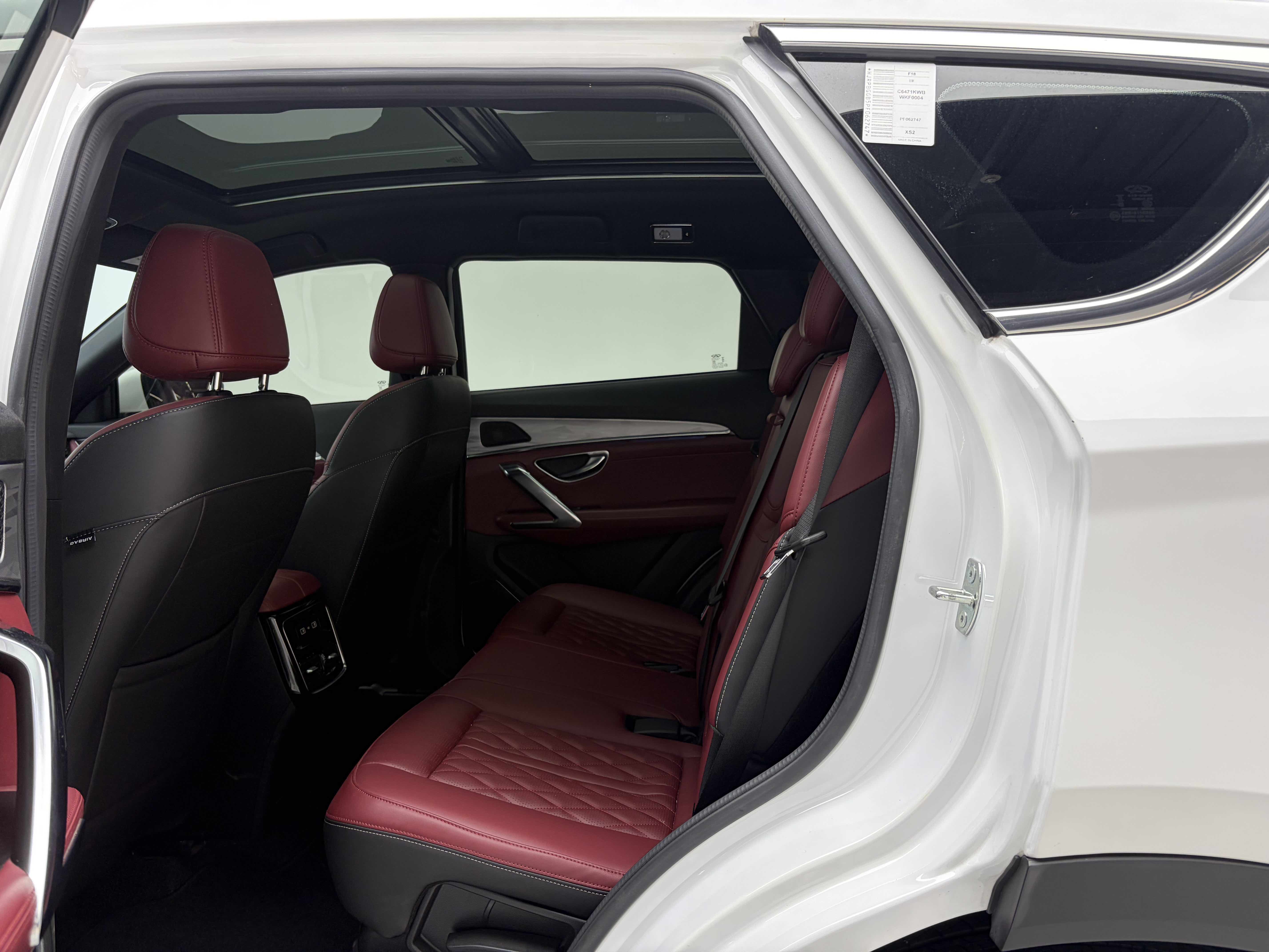 Jetour X70 PLUS 2023 #7 Jetour X70 PLUS 2023 car image #7