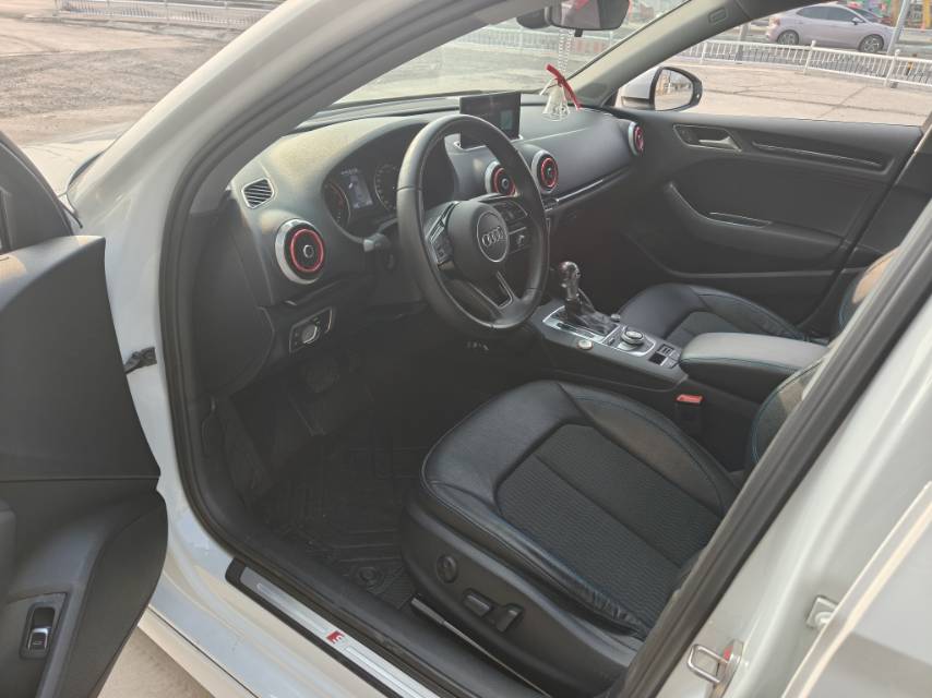 2018 #10 2018 car image #10