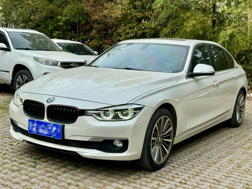 BMW 3 Series 2019 #2 BMW 3 Series 2019 car image #2