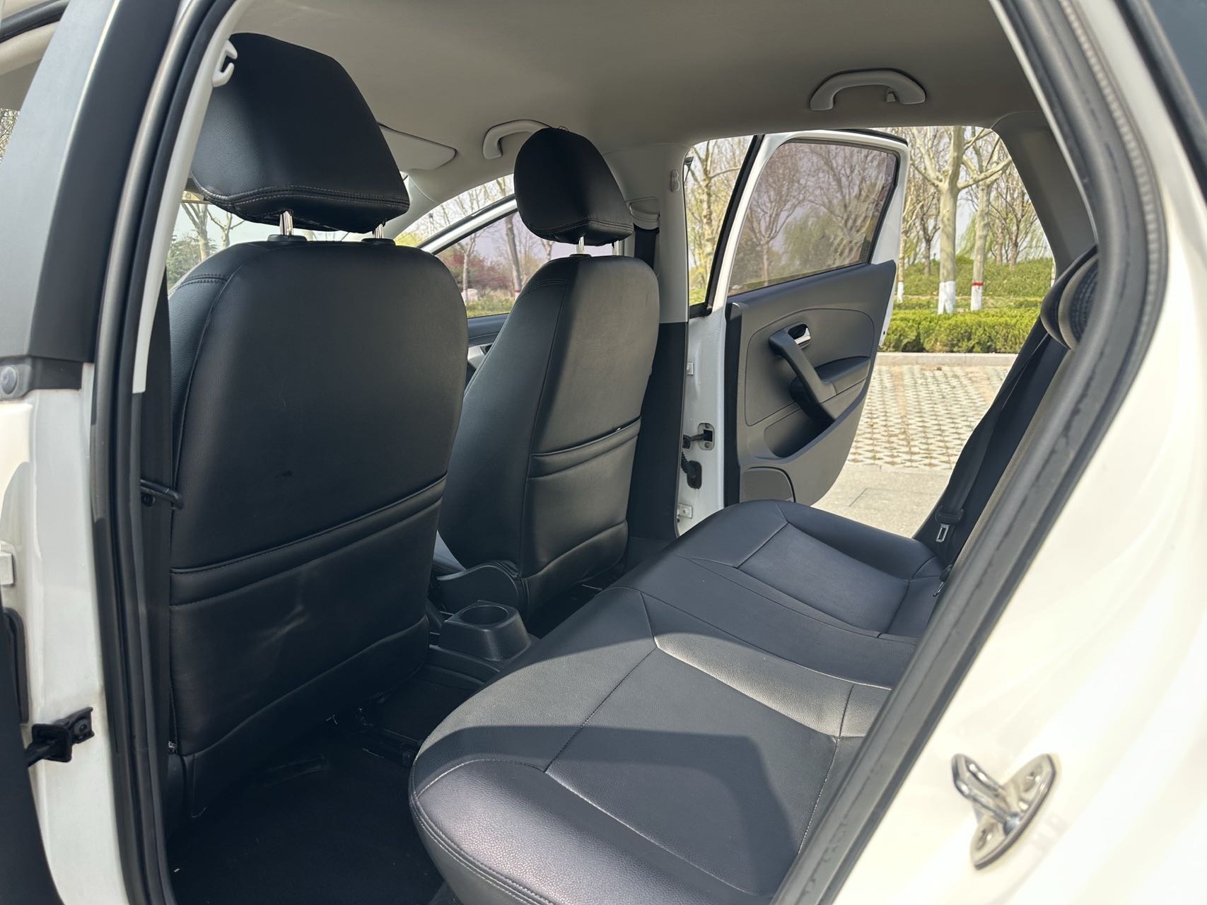 Volkswagen Polo 2016 #7 Volkswagen Polo 2016 car image #7