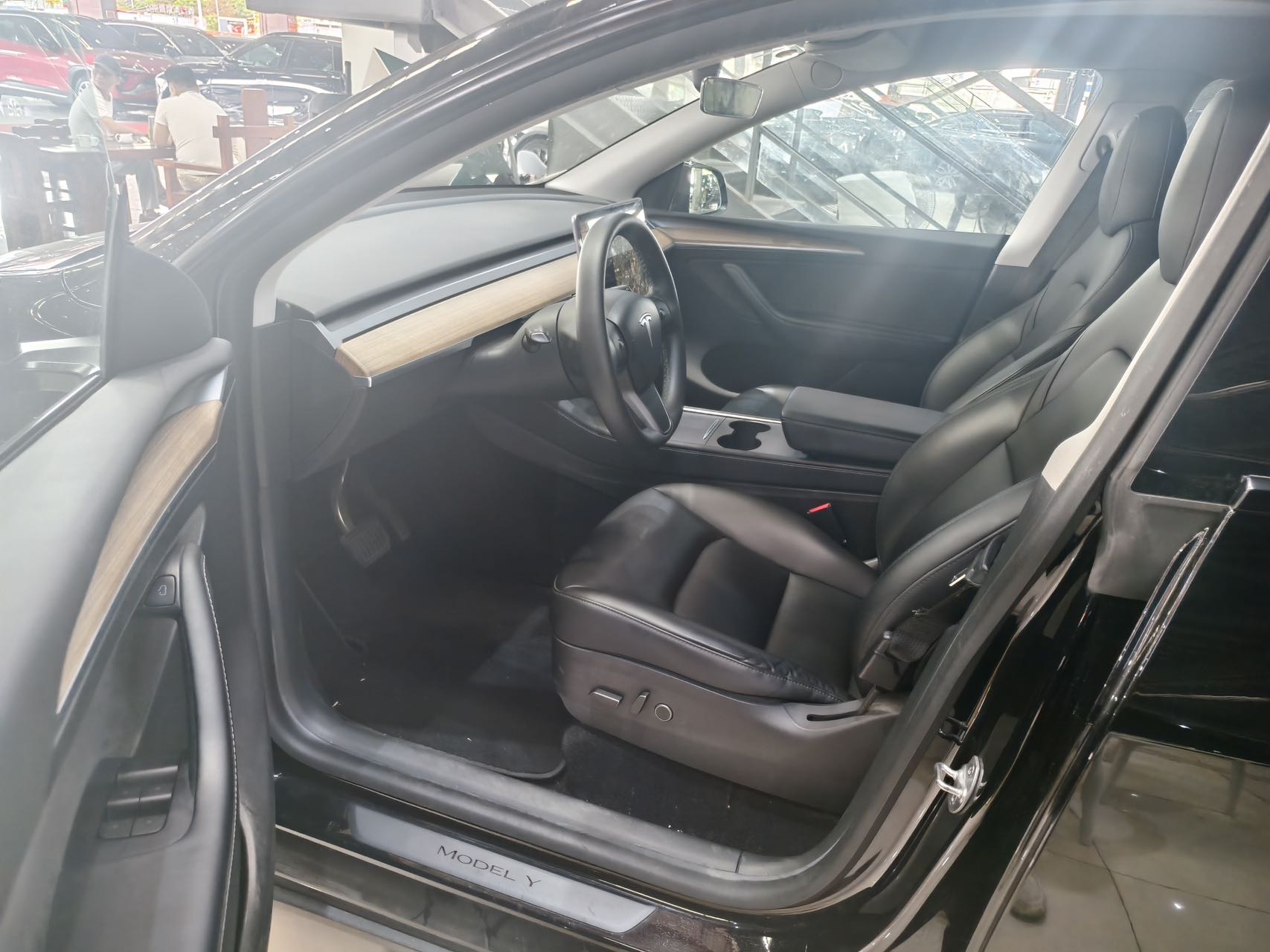 Tesla Model Y 2021 #3 Tesla Model Y 2021 car image #3