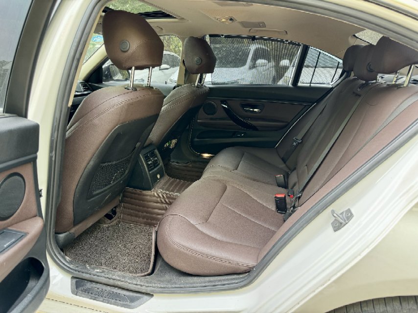 BMW 3 Series 2019 #5 BMW 3 Series 2019 car image #5