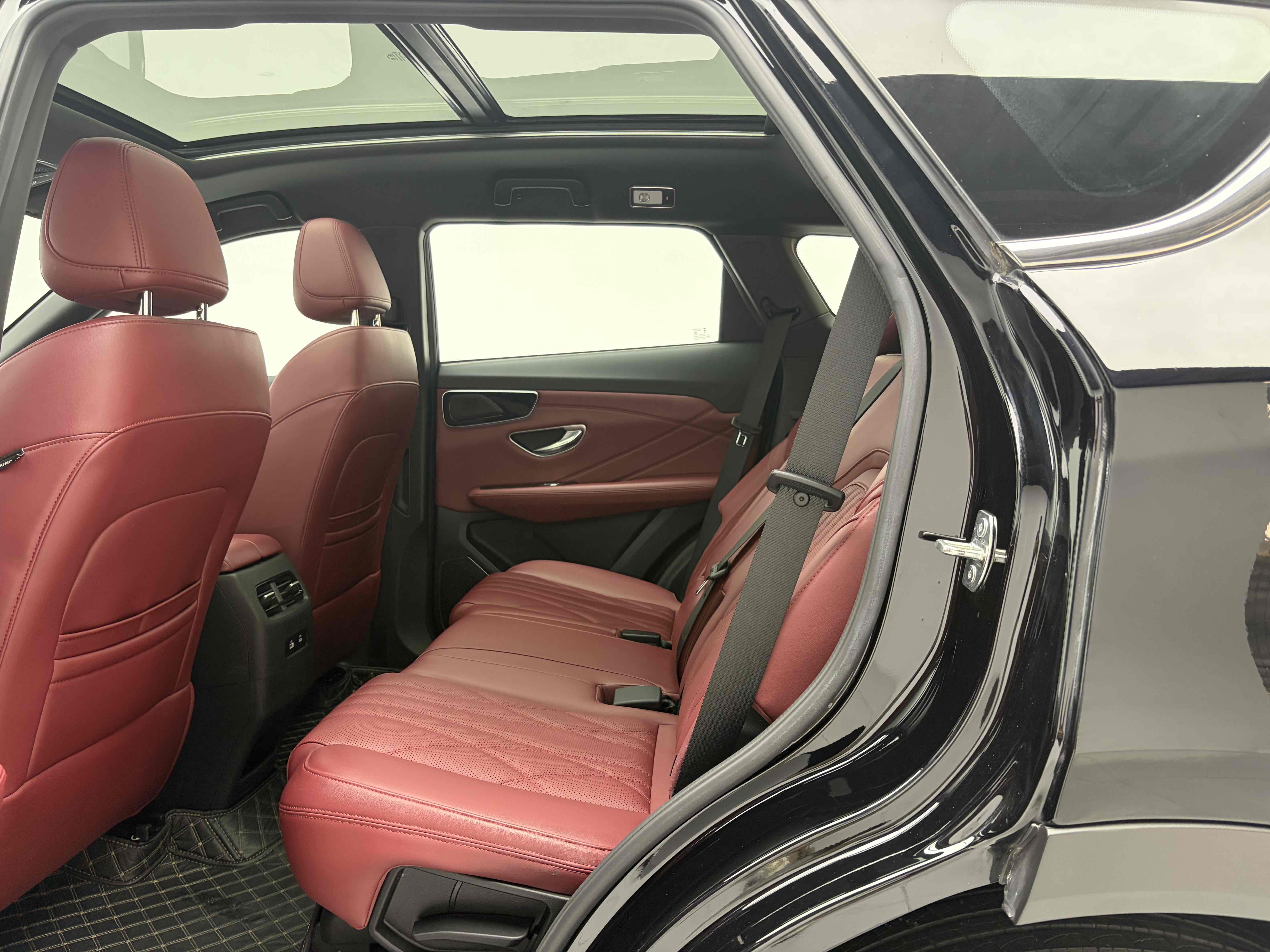 Jetour X70 PLUS 2024 car image #7
