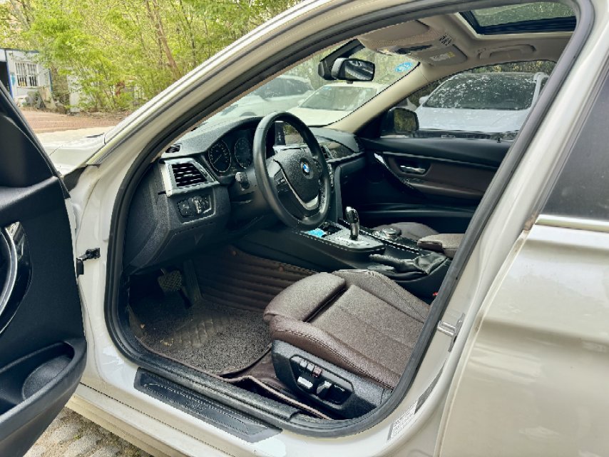 BMW 3 Series 2019 #4 BMW 3 Series 2019 car image #4