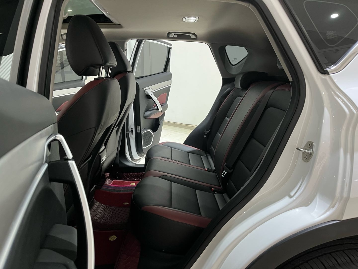 GEELY Coolray 2022 #11 GEELY Coolray 2022 car image #11