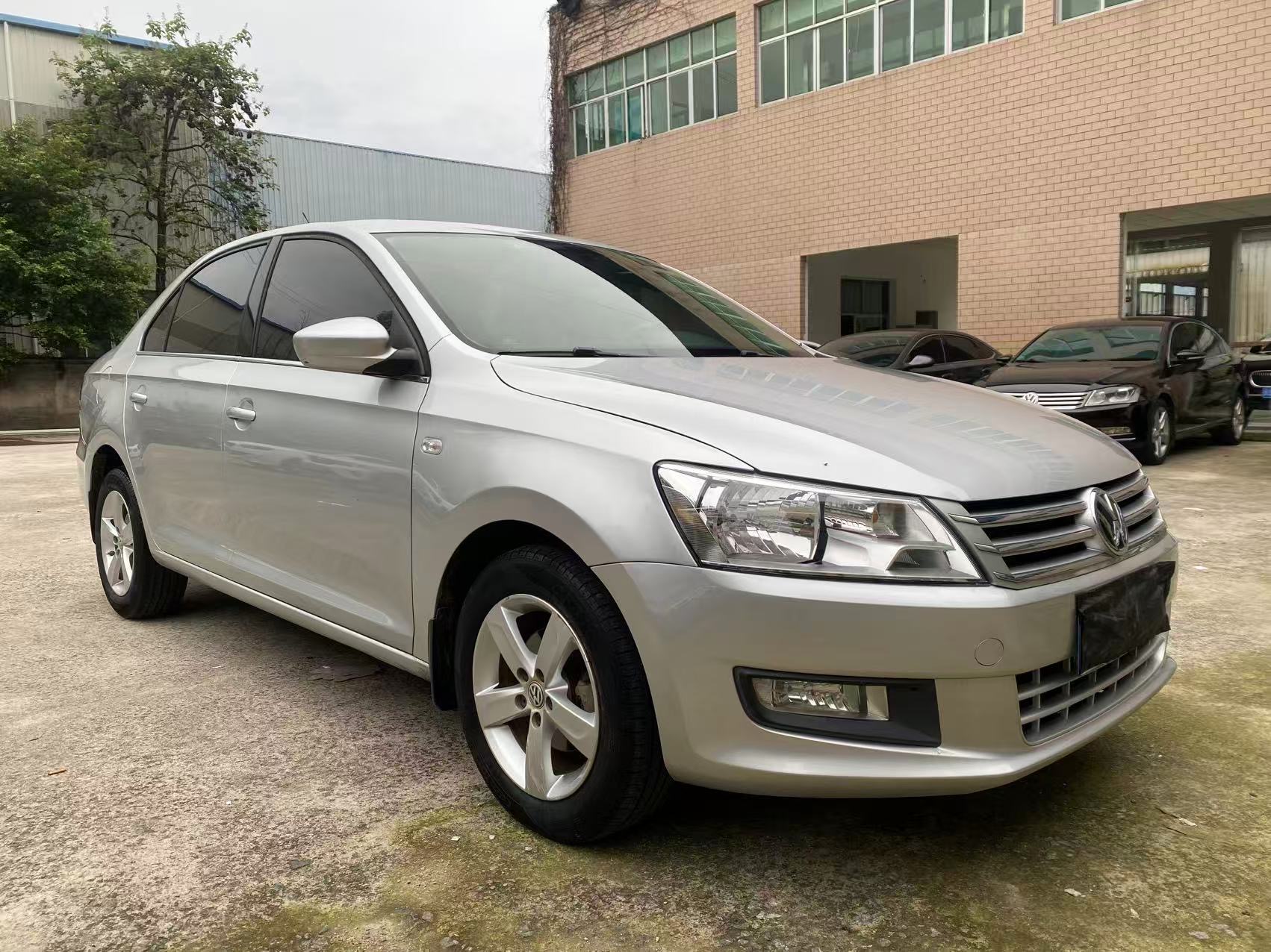 Volkswagen Santana 2015 #5 Volkswagen Santana 2015 car image #5
