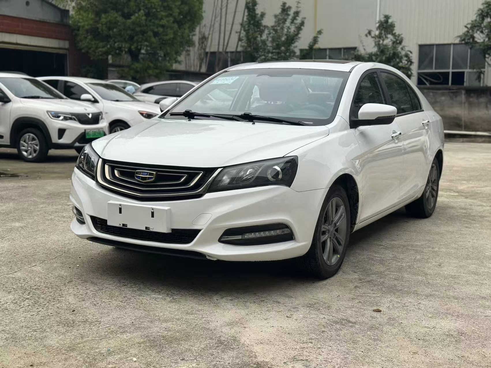 GEELY Emgrand 2017 #2 GEELY Emgrand 2017 imagen de coche #2