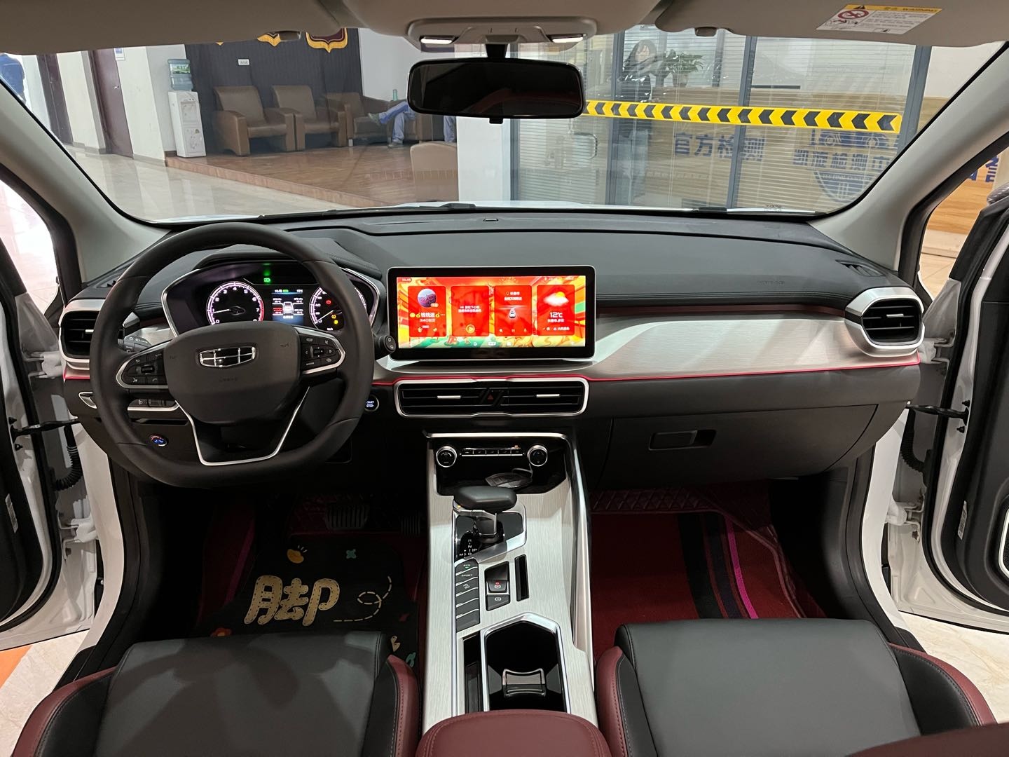 GEELY Coolray 2022 #13 GEELY Coolray 2022 car image #13