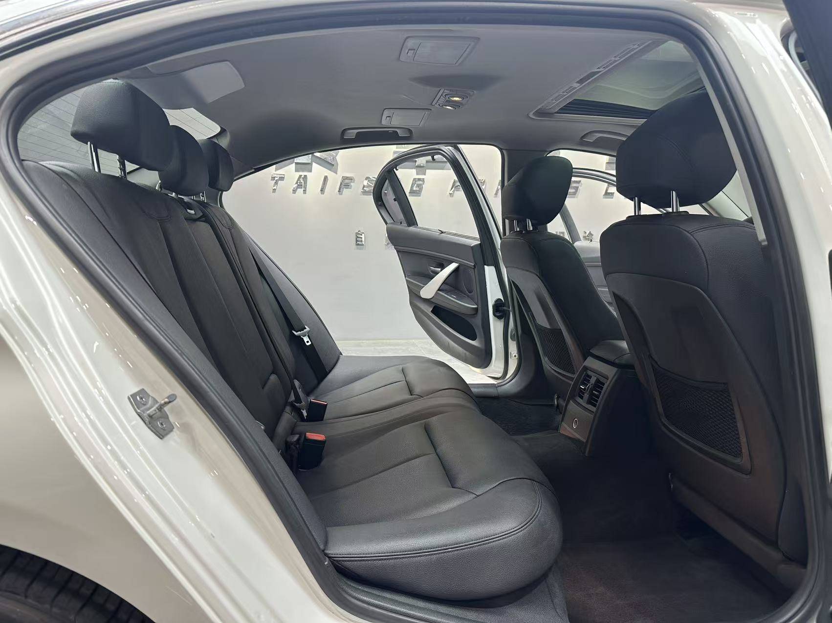 BMW 3 Series 2014 #6 BMW 3 Series 2014 car image #6