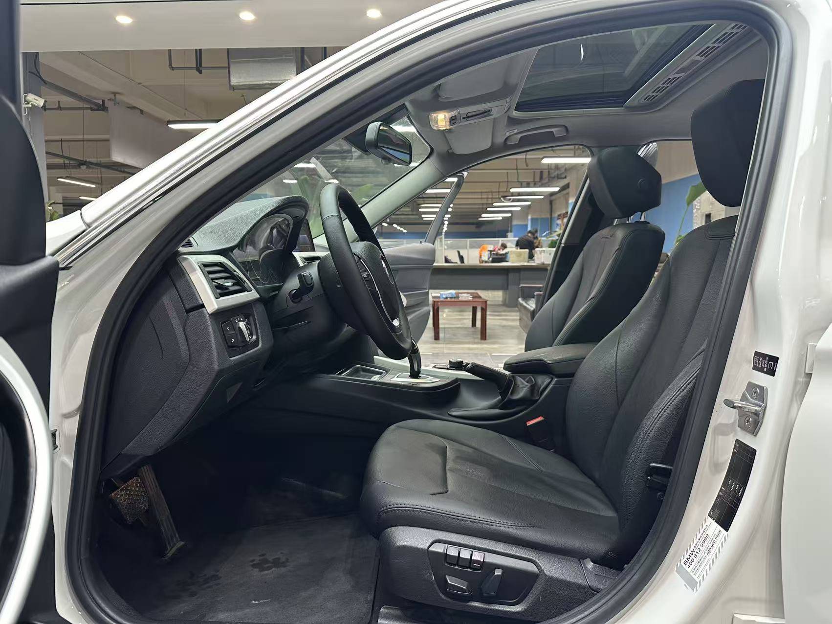 BMW 3 Series 2014 #7 BMW 3 Series 2014 car image #7