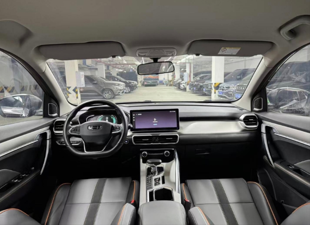 GEELY Coolray 2023 immagine di auto #6