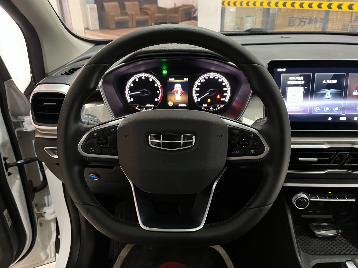 GEELY Coolray 2022 #14 GEELY Coolray 2022 car image #14