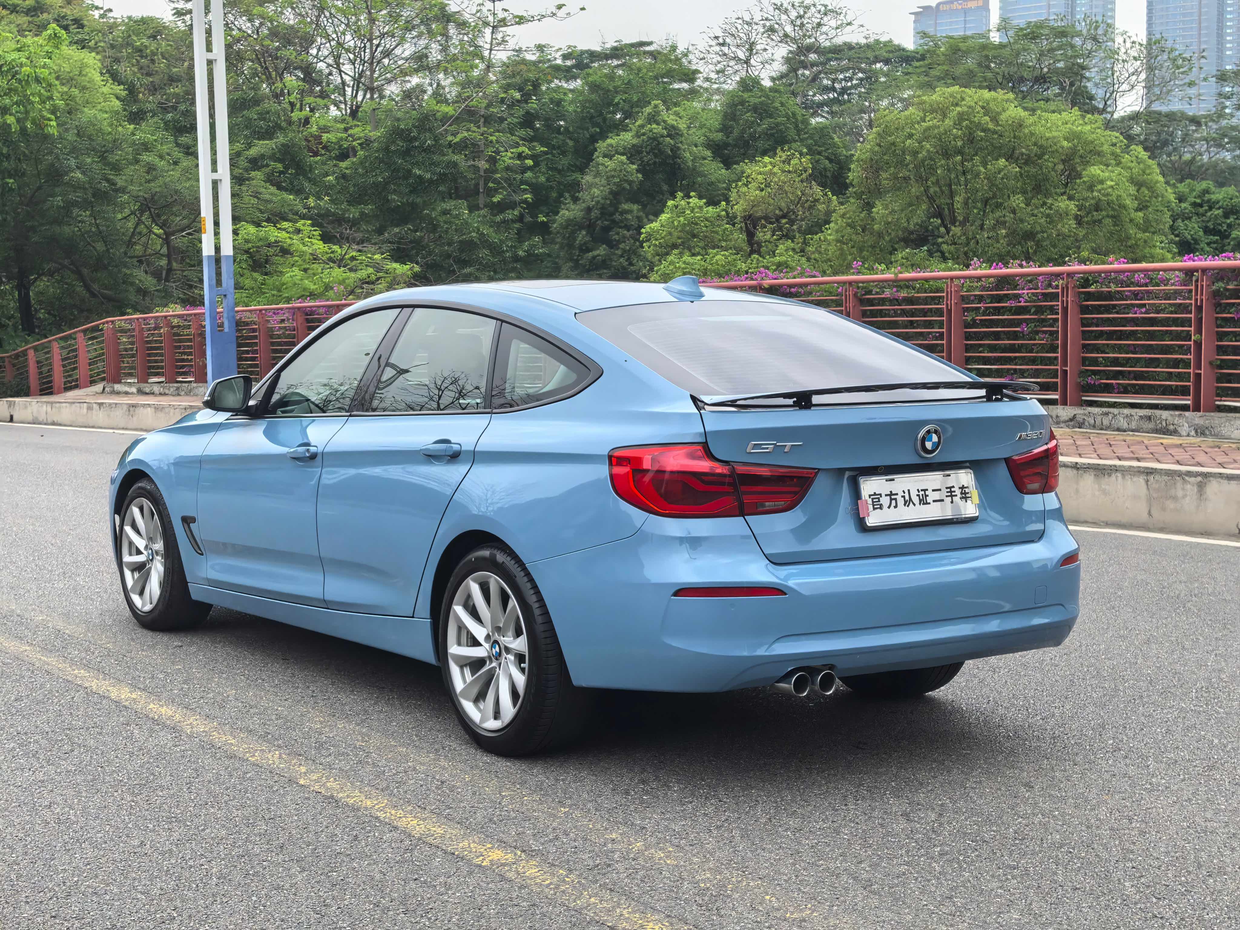 BMW 3 Series GT 2018 #9 BMW 3 Series GT 2018 car image #9