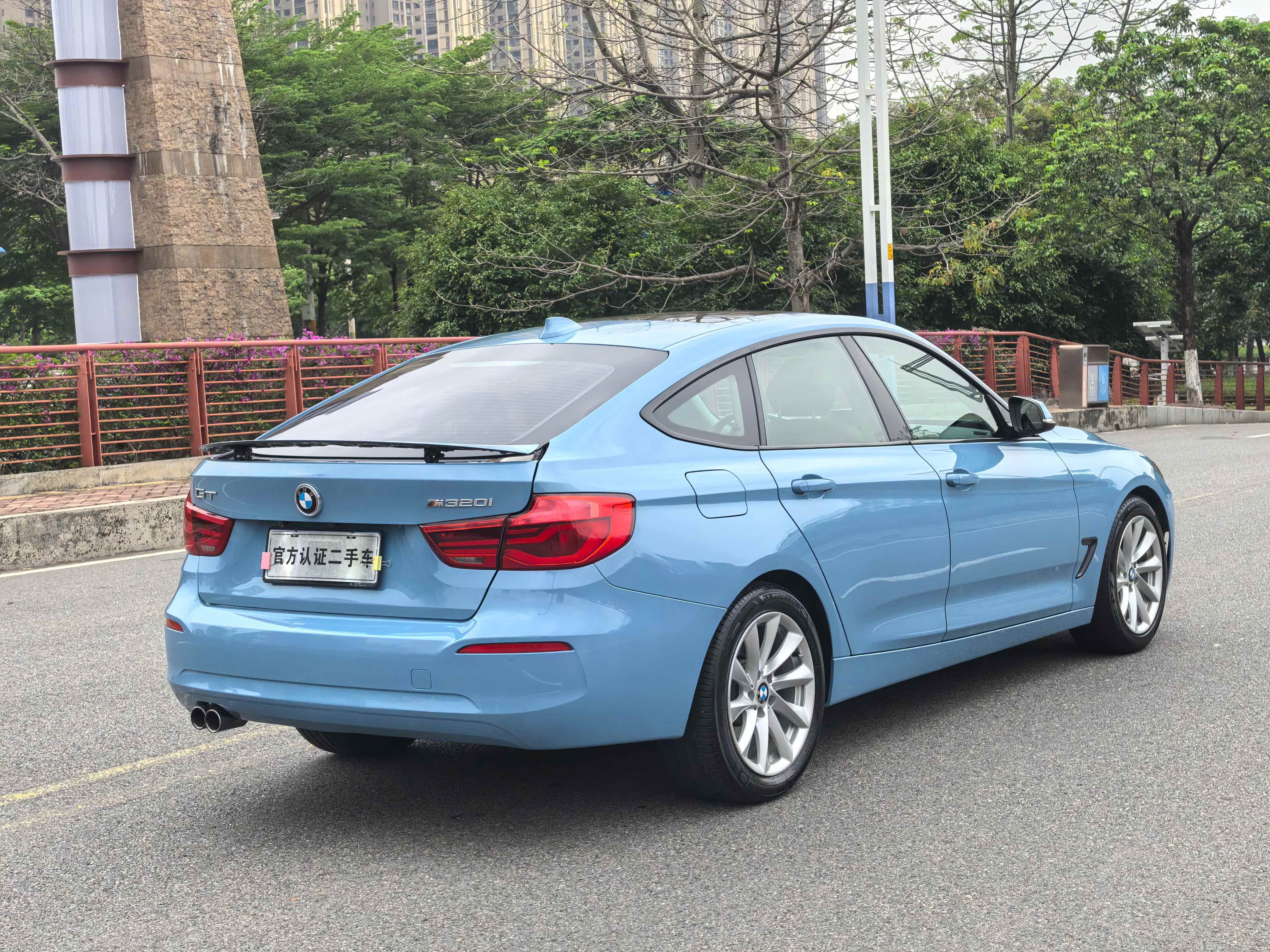 BMW 3 Series GT 2018 #11 BMW 3 Series GT 2018 car image #11