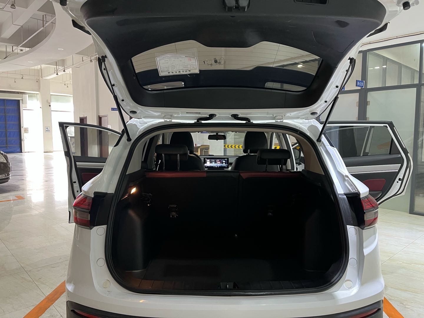 GEELY Coolray 2022 #19 GEELY Coolray 2022 car image #19
