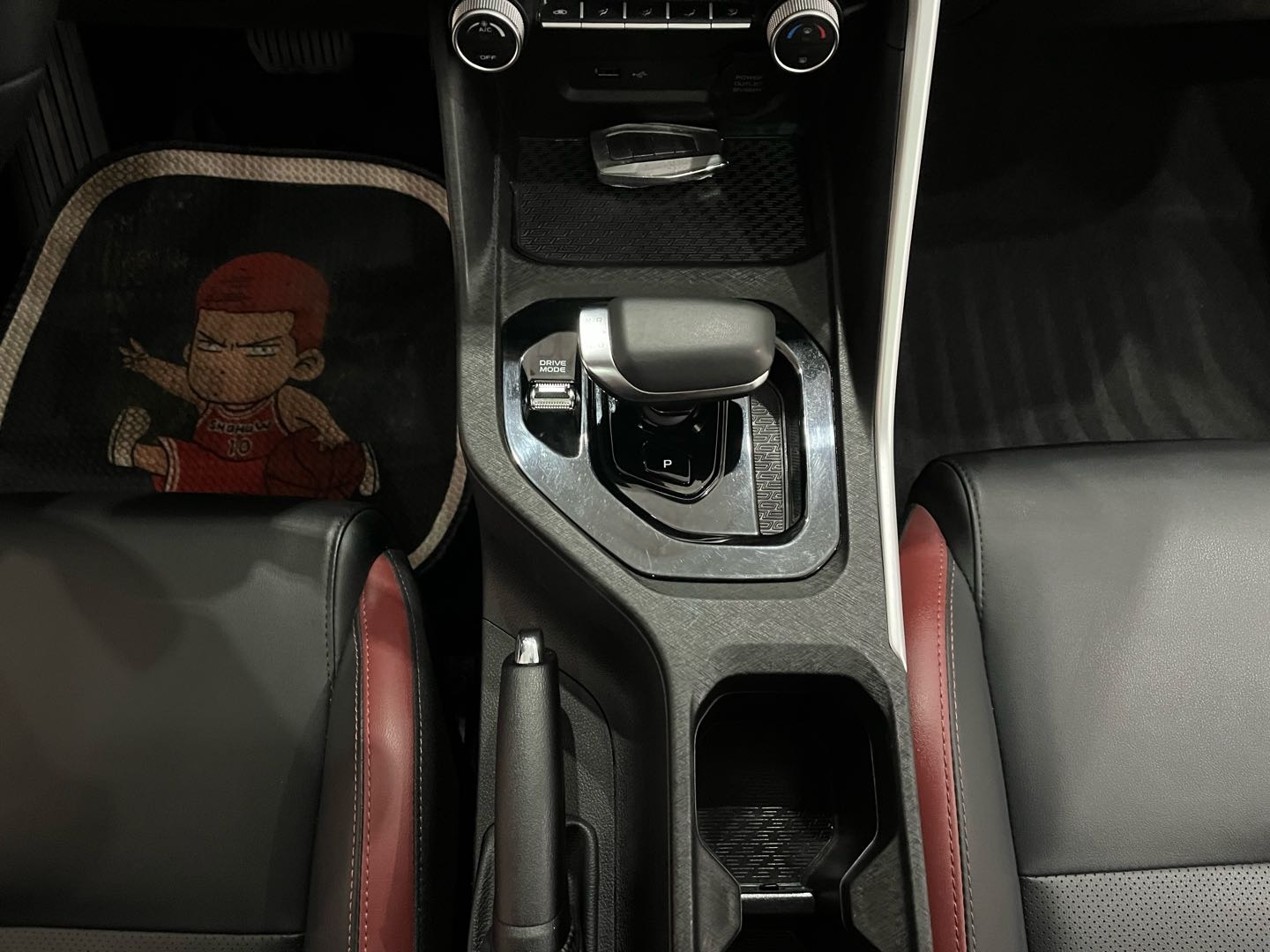 GEELY Coolray 2022 #16 GEELY Coolray 2022 car image #16