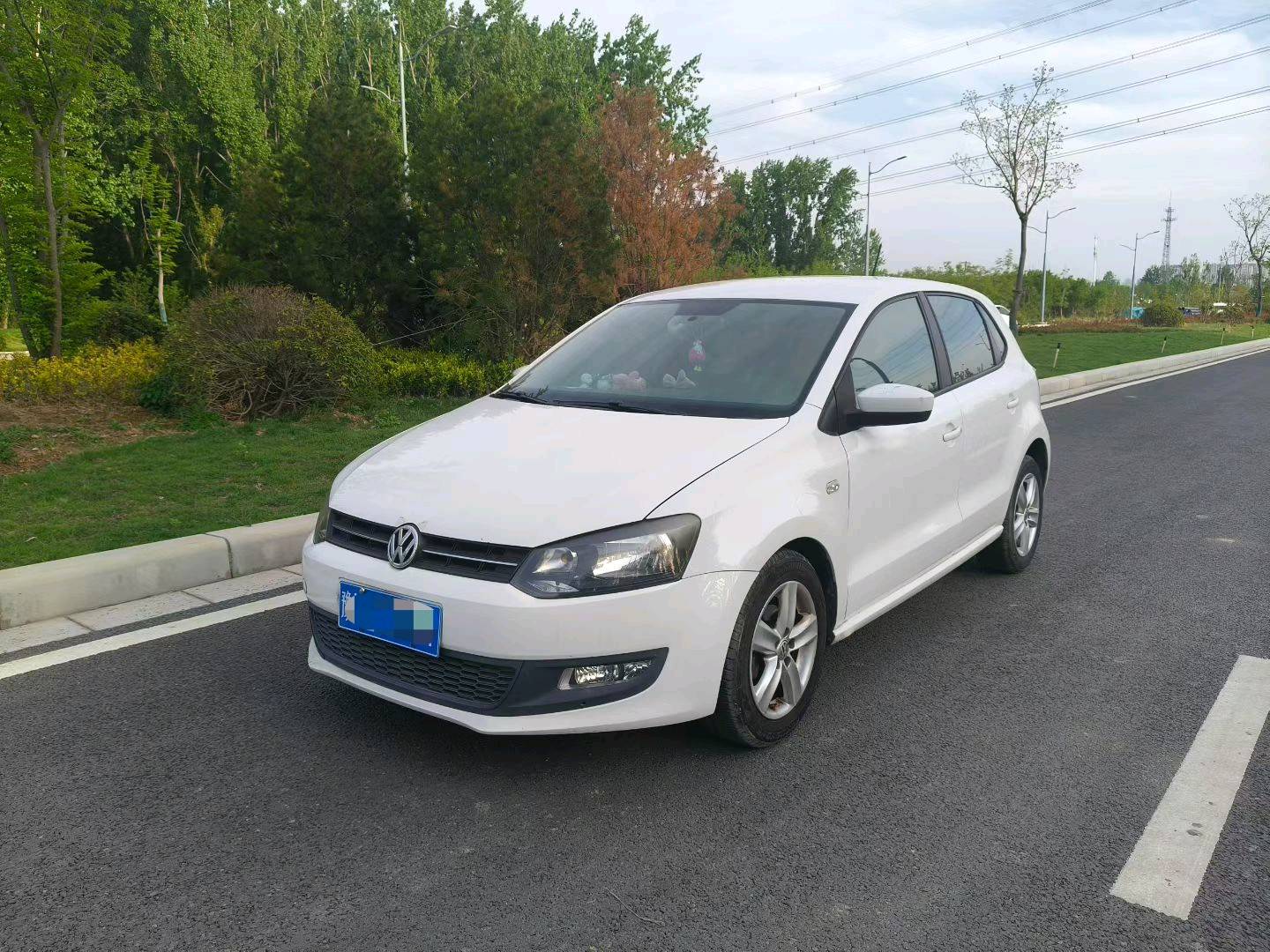 Volkswagen Polo 2011 Volkswagen Polo 2011 car image
