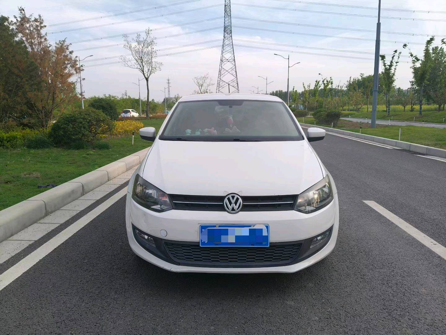 Volkswagen Polo 2011 #4 Volkswagen Polo 2011 car image #4
