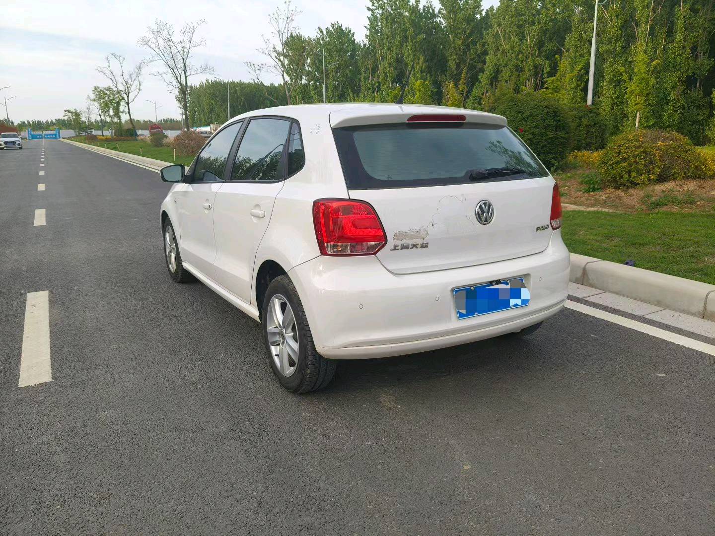 Volkswagen Polo 2011 #6 Volkswagen Polo 2011 car image #6