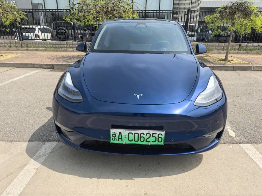 Tesla Model Y 2023 #4 Tesla Model Y 2023 car image #4