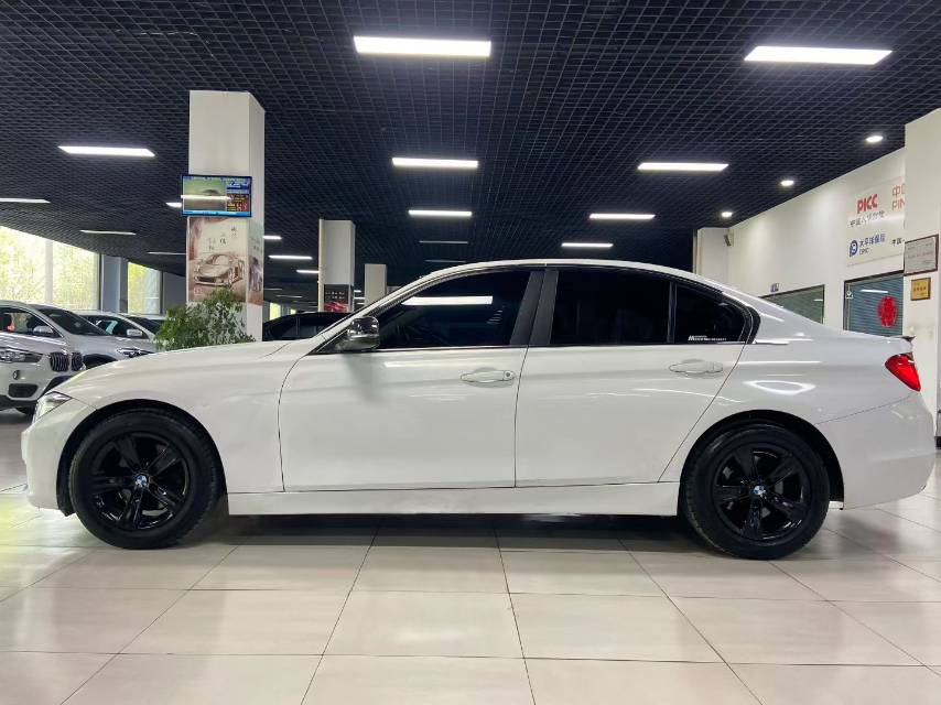 BMW 3 Series 2015 #5 BMW 3 Series 2015 car image #5
