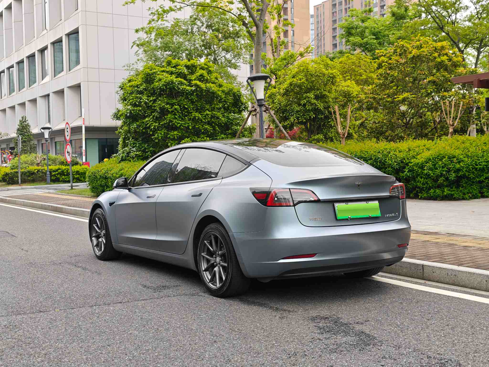 Tesla Model 3 2021 #9 Tesla Model 3 2021 car image #9