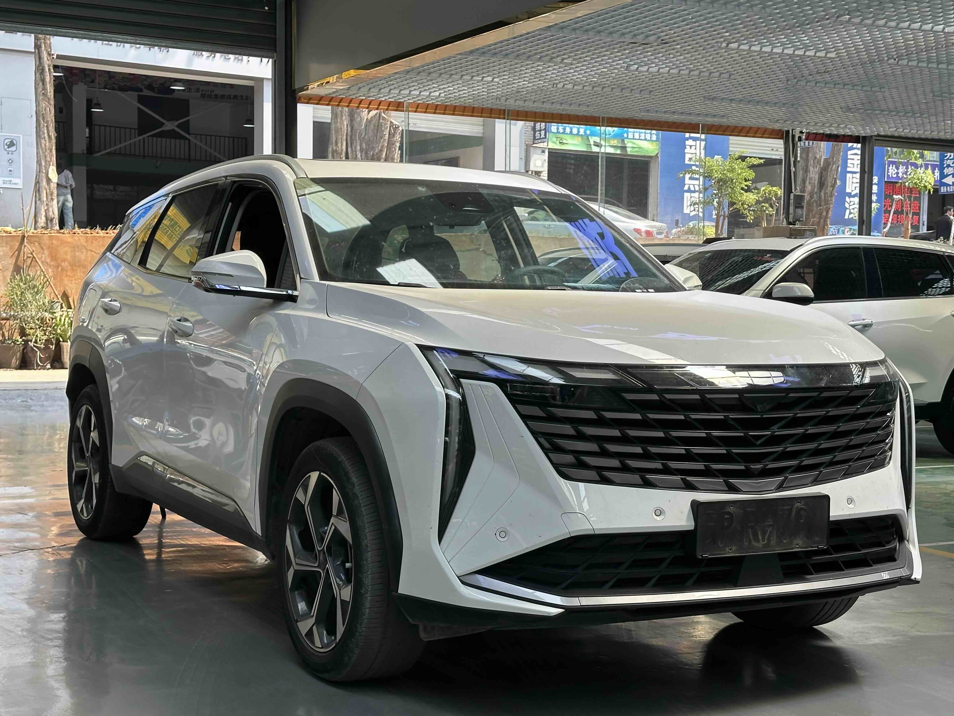 GEELY Boyue L 2022 car image #4