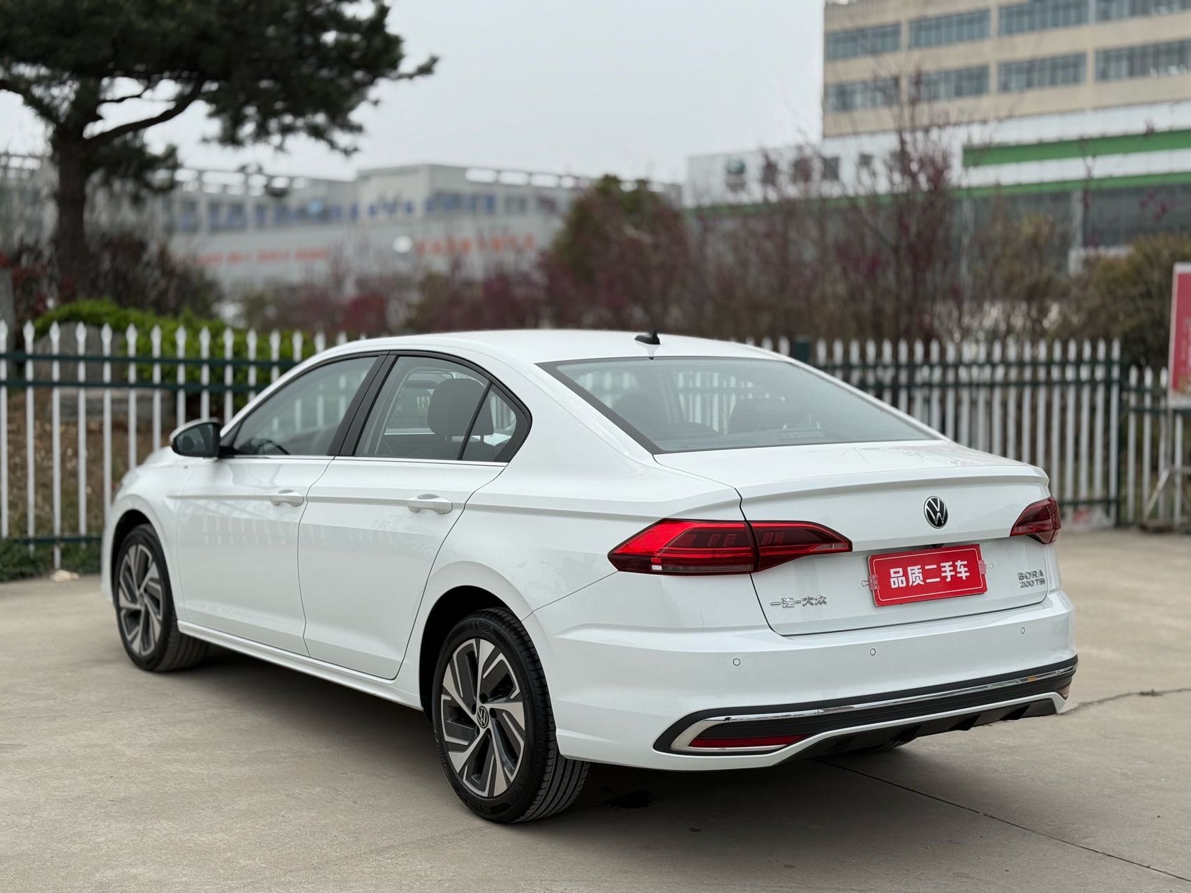 Volkswagen Bora 2025 car image #9