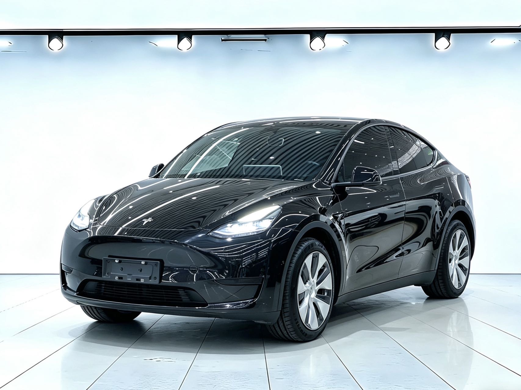 Tesla Model Y 2022 car image #2