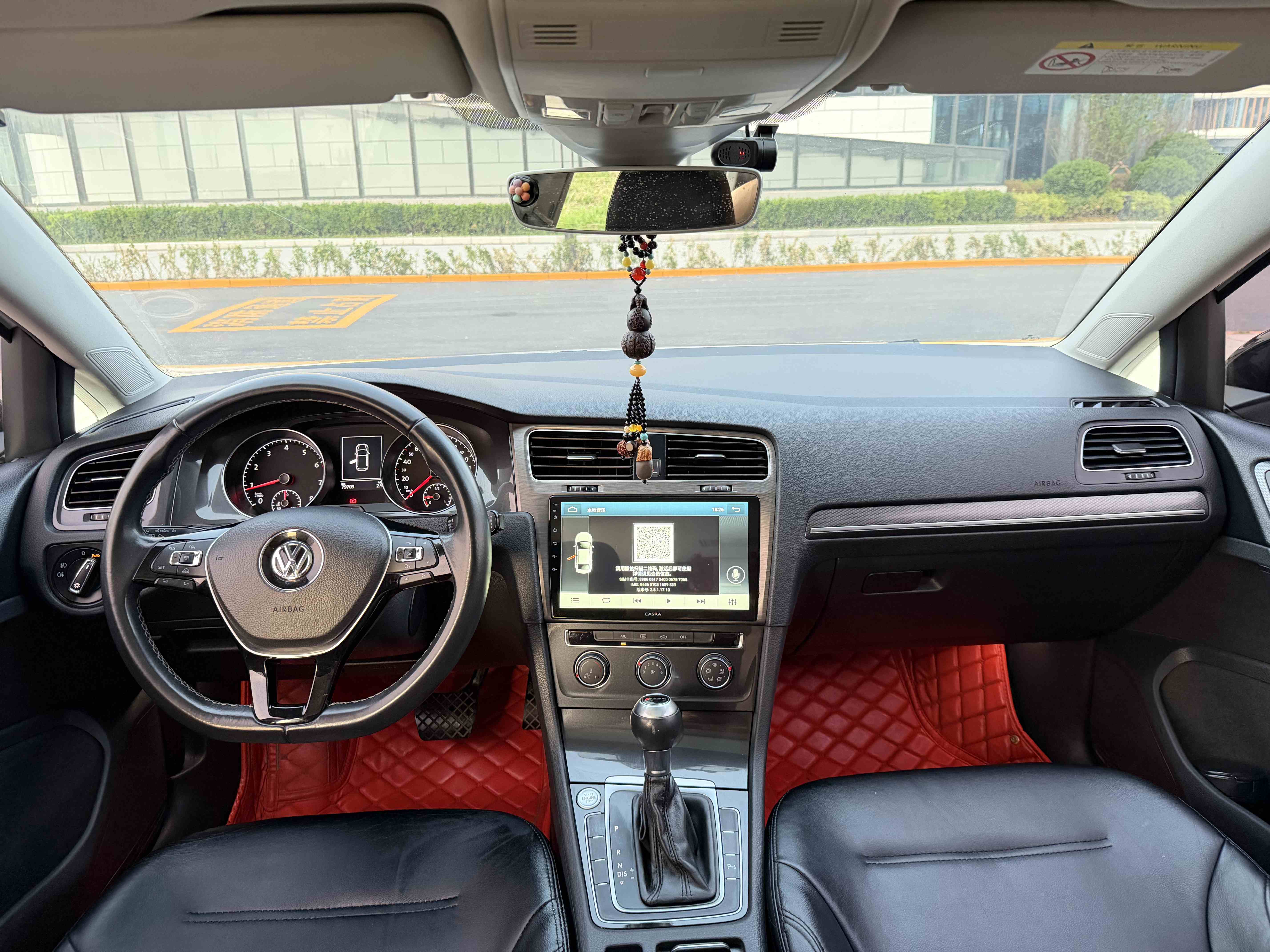Volkswagen Golf 2017 car image #10