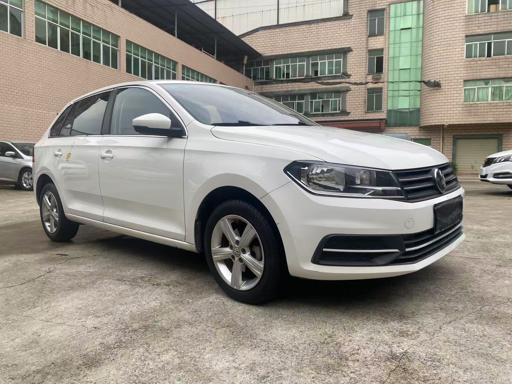Volkswagen Santana 2016 #5 Volkswagen Santana 2016 car image #5