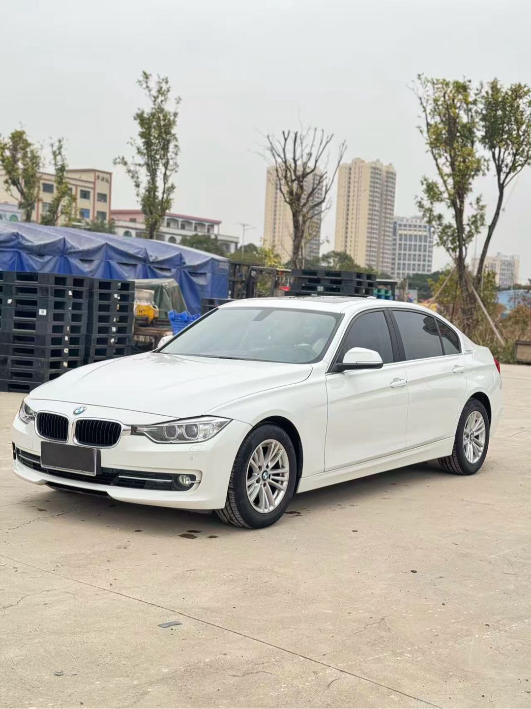 BMW 3 Series 2014 car image 