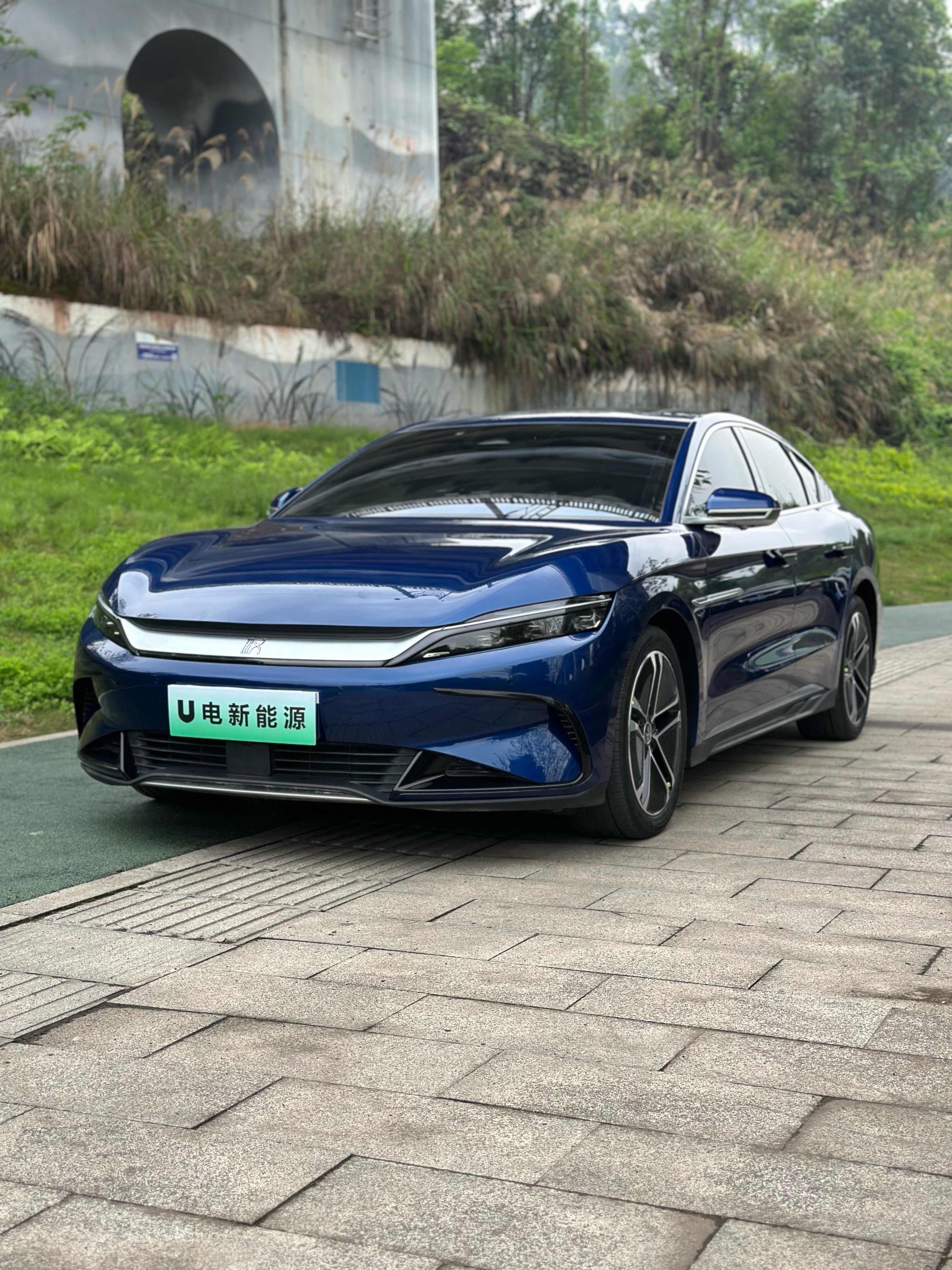 BYD Han 2024 car image #2