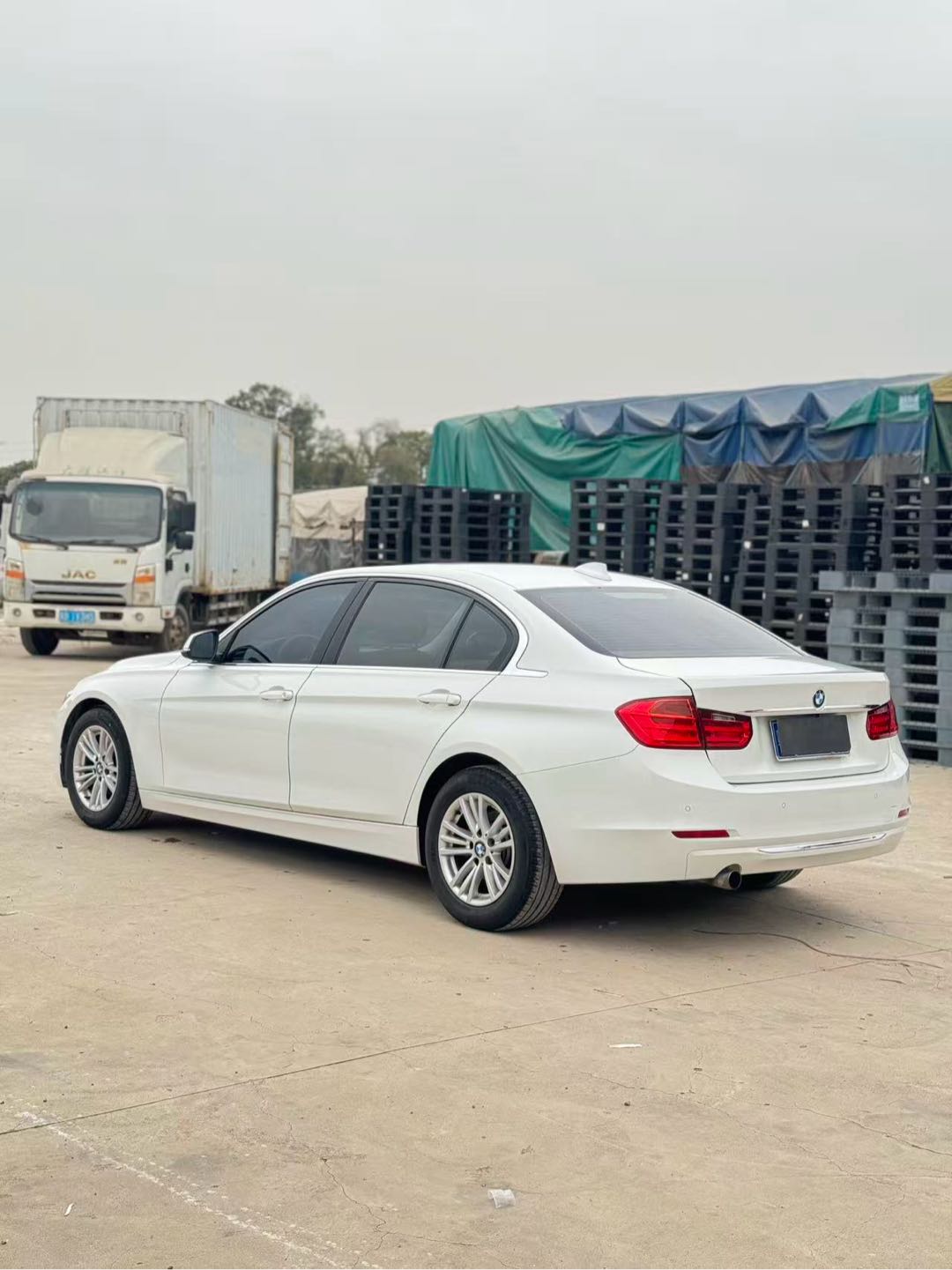 BMW 3 Series 2014 car image #9