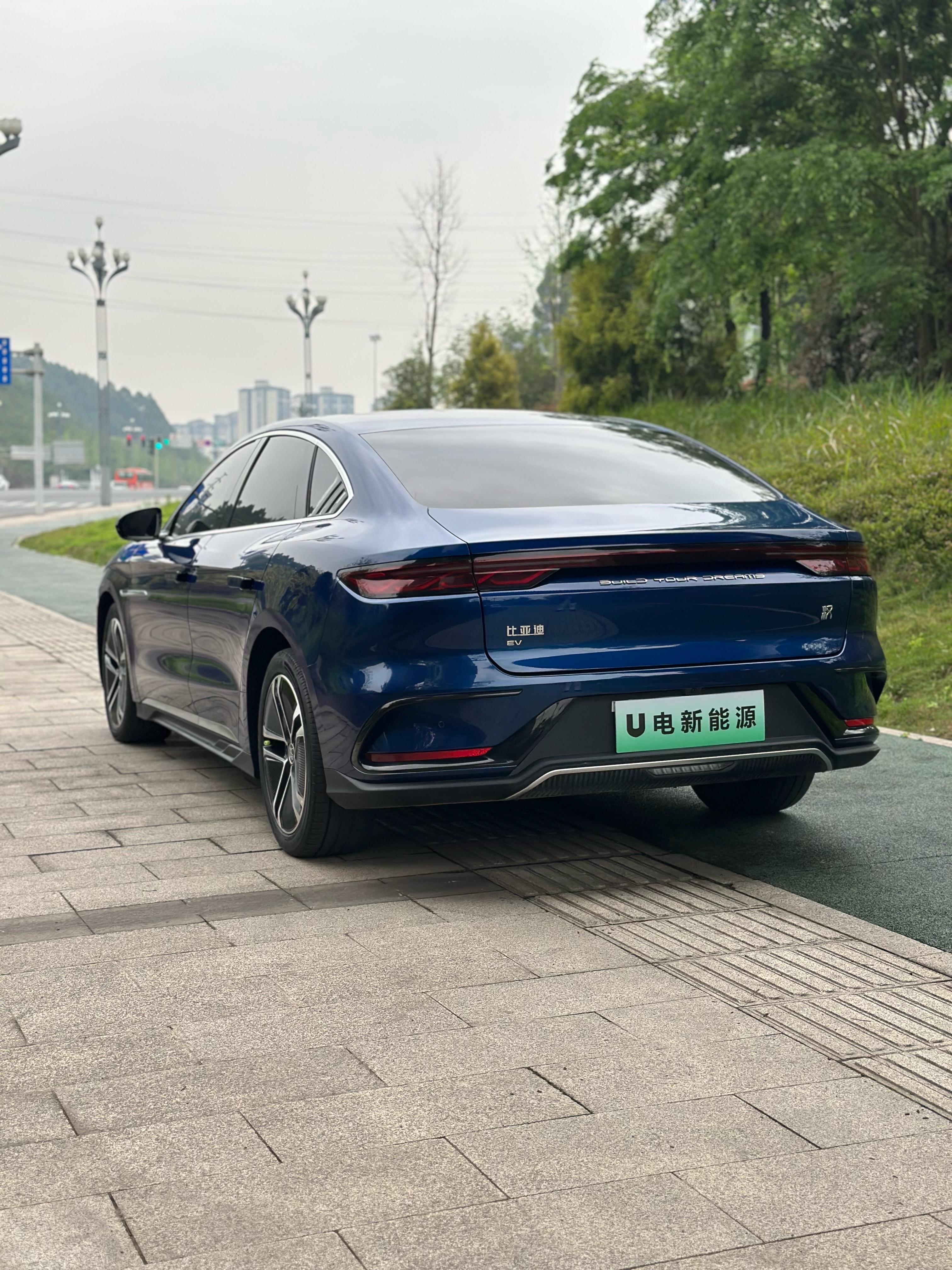 BYD Han 2024 car image #7