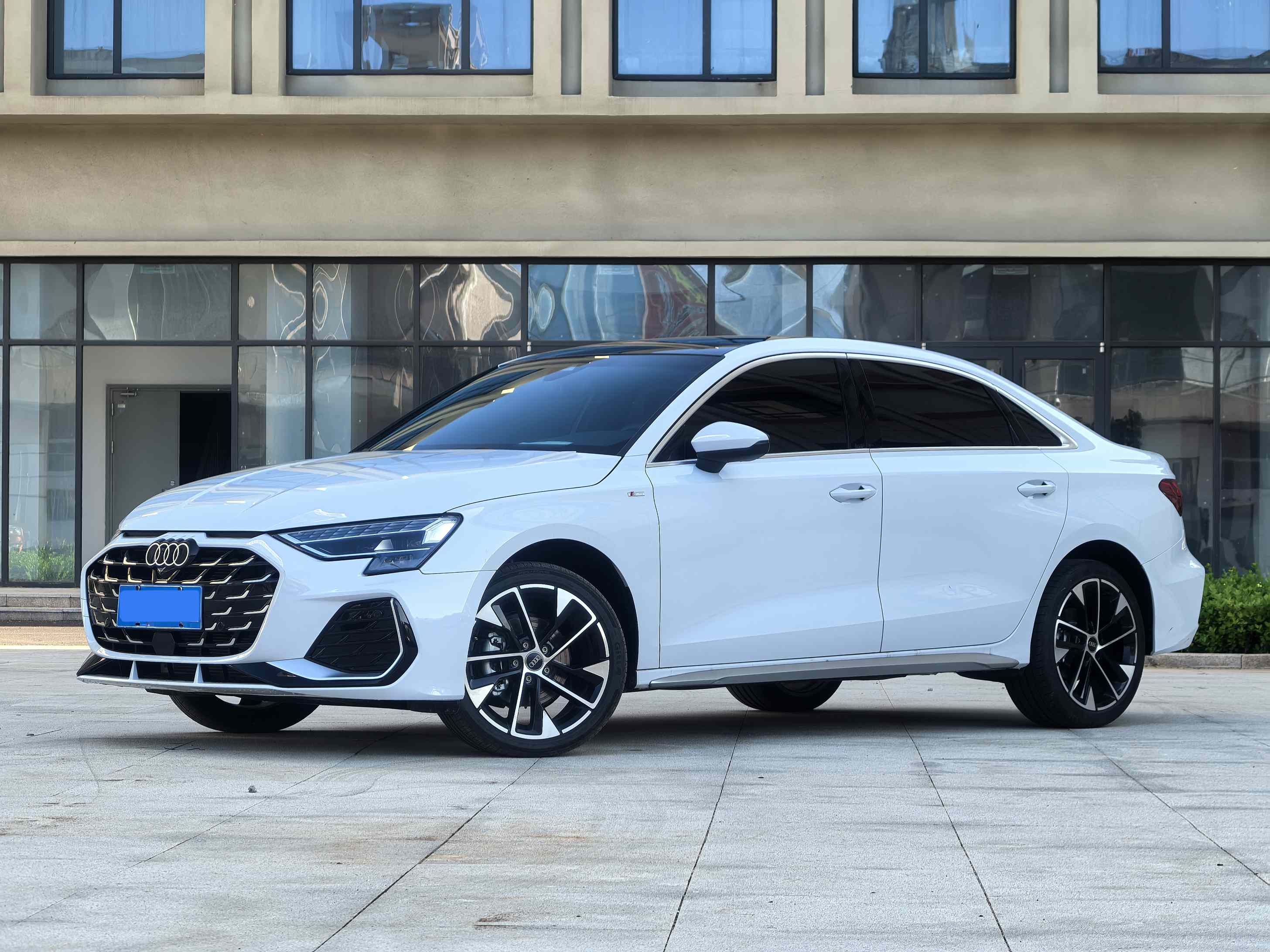Audi A3 2025 car image #2