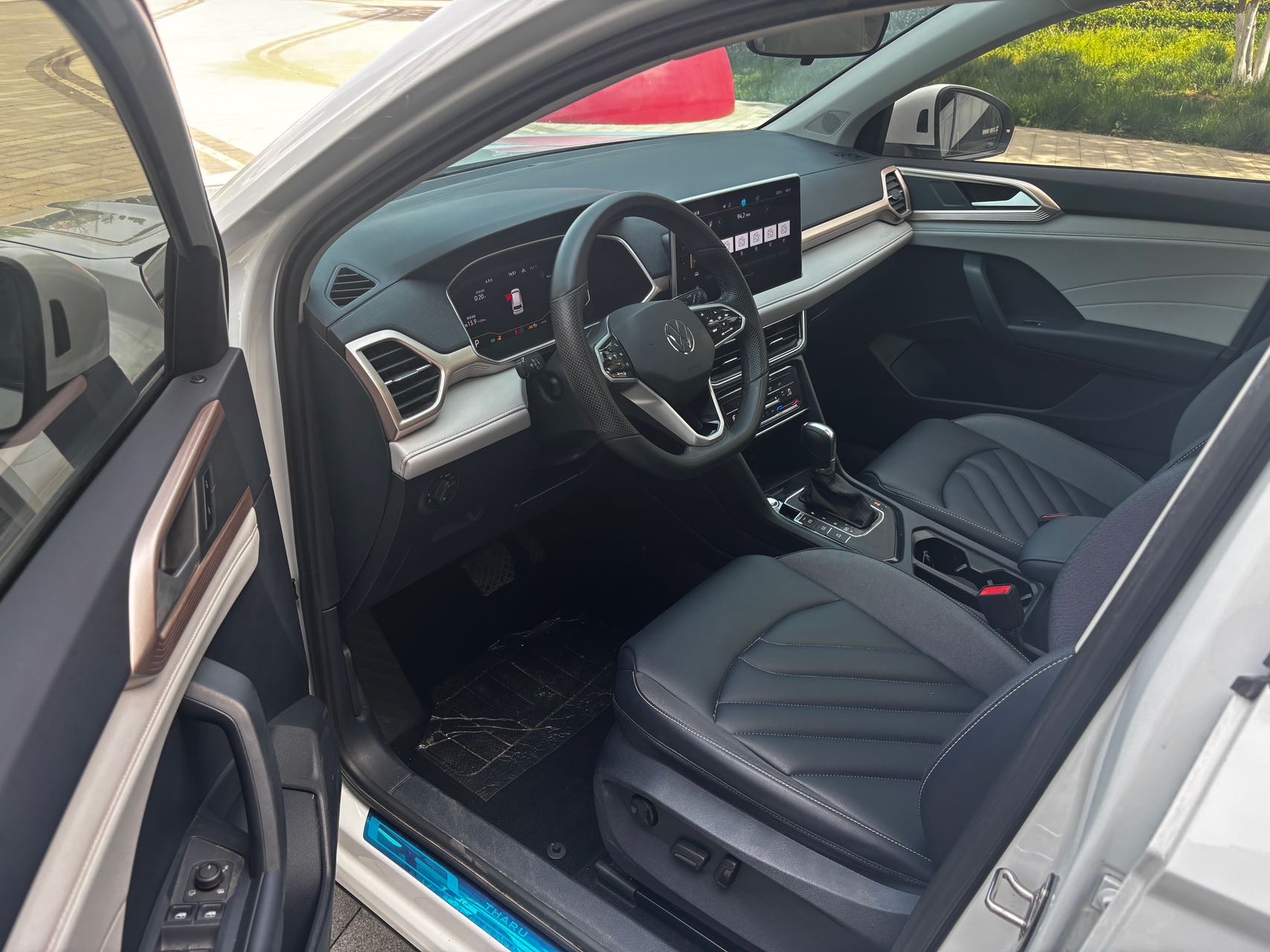 Volkswagen Tharu 2023 car image #8