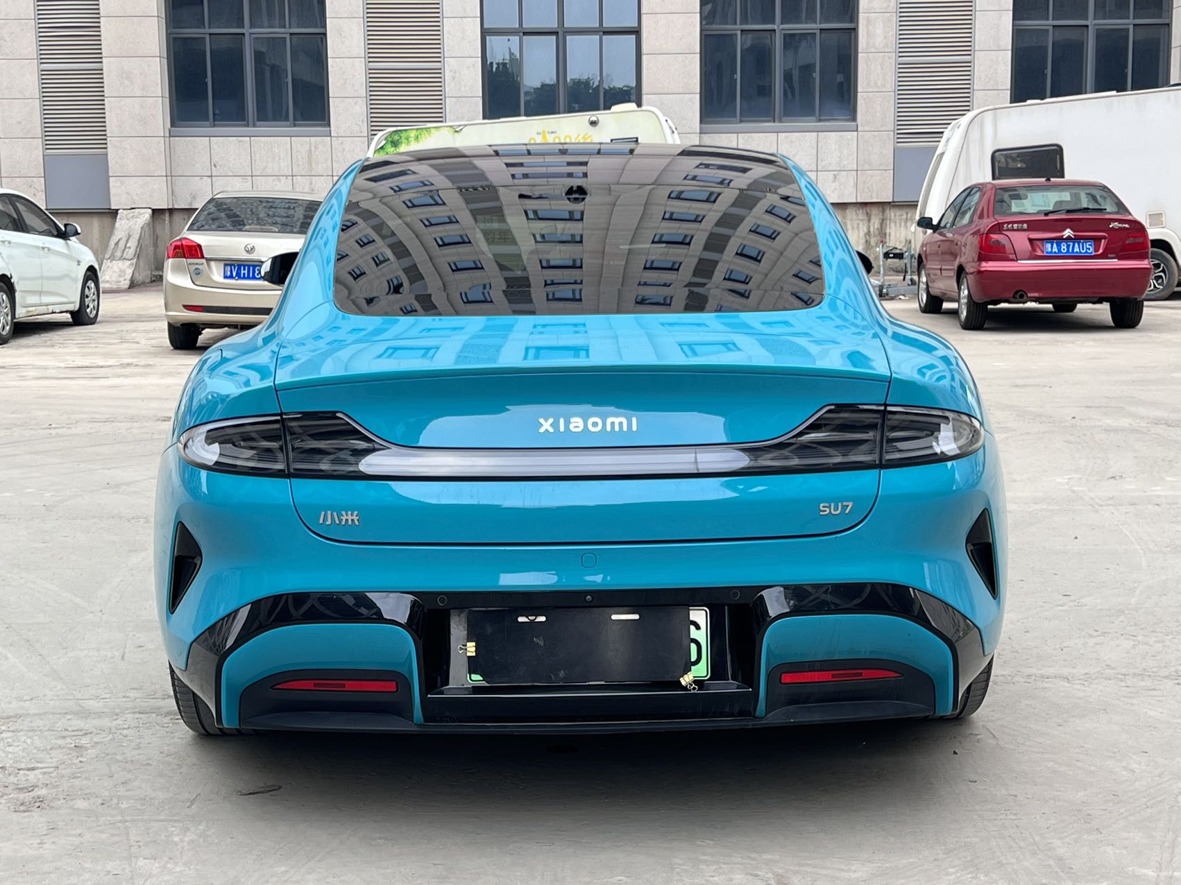 MI SU7 2024 car image #10