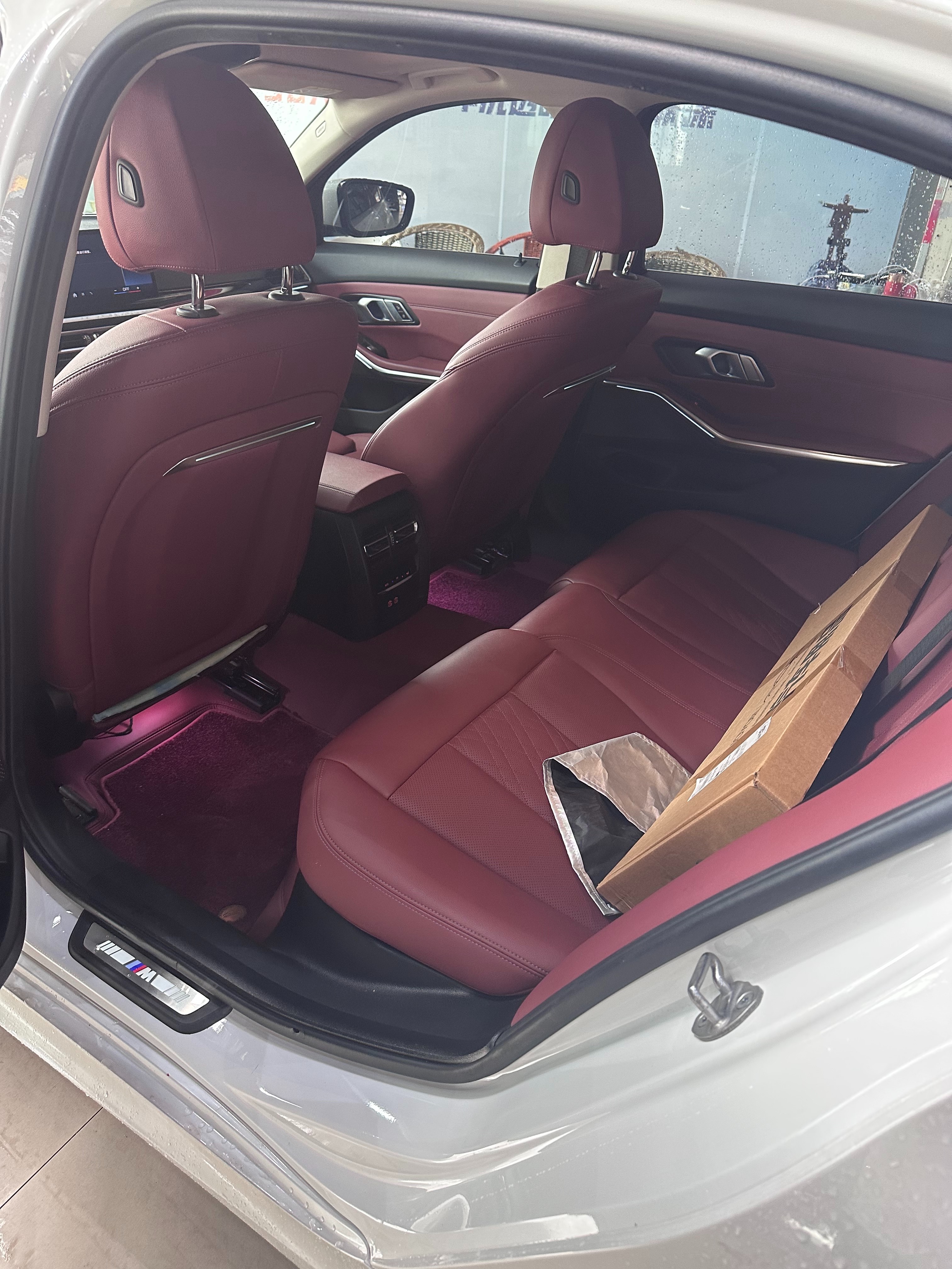 BMW 3 Series 2024 #5 BMW 3 Series 2024 car image #5