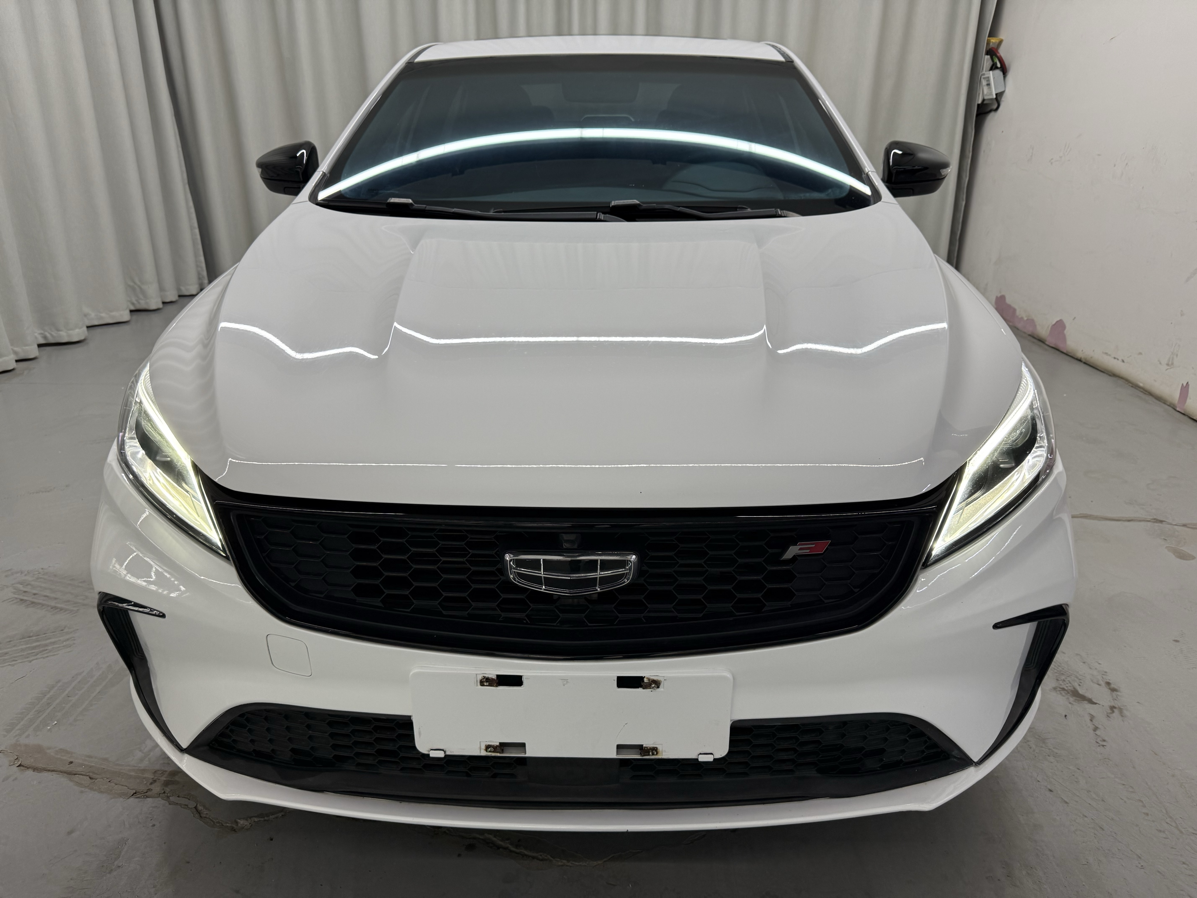 GEELY Binray 2021 image de voiture #4