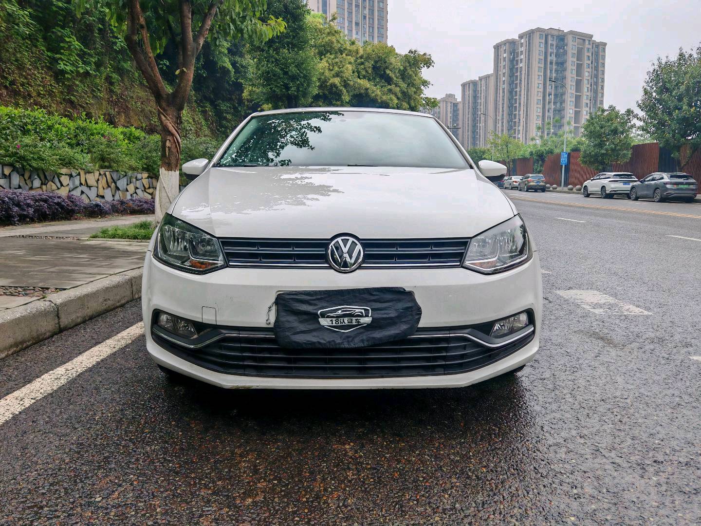 Volkswagen Polo 2017 car image #4