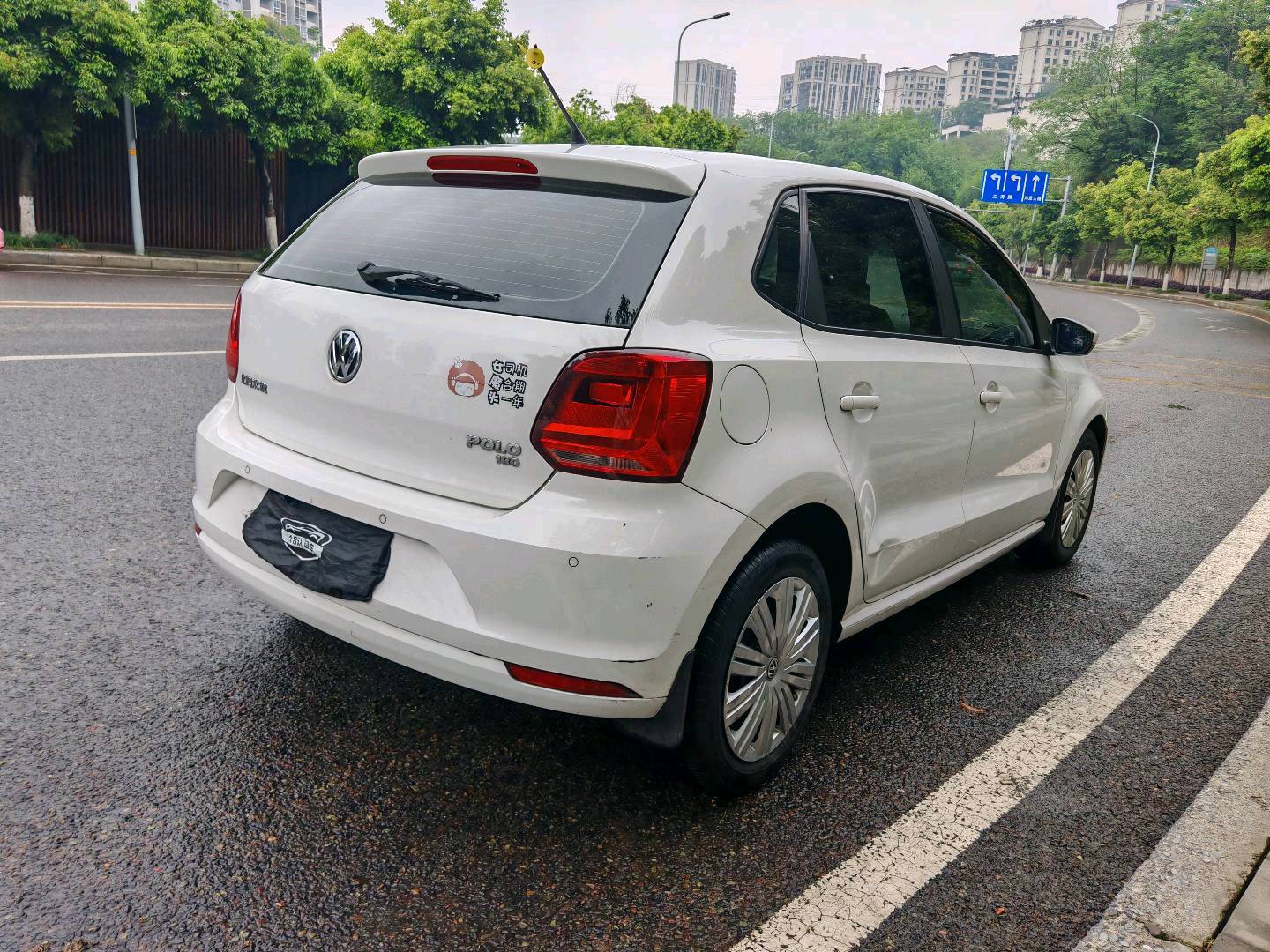 Volkswagen Polo 2017 car image #6