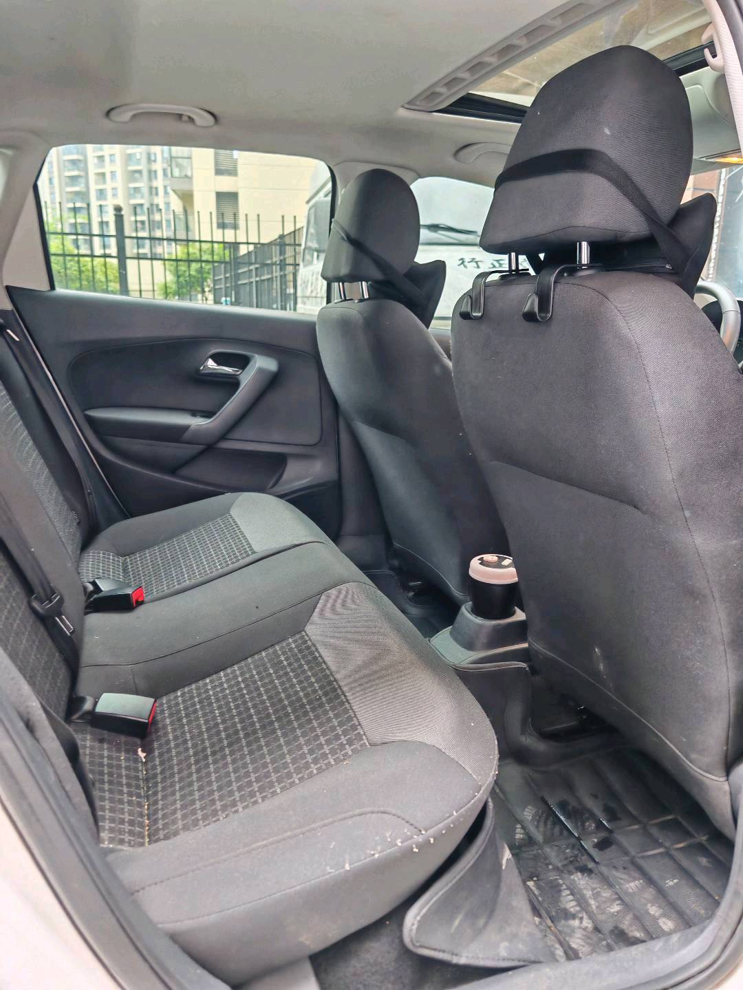 Volkswagen Polo 2017 car image #11