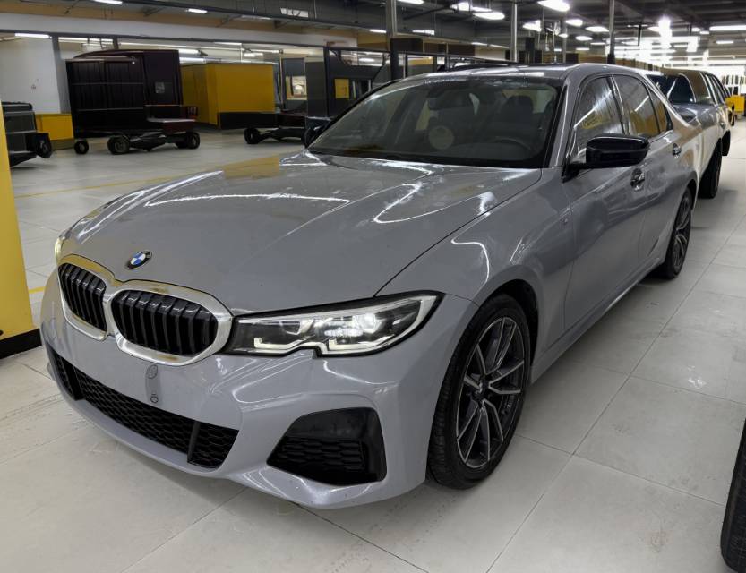 BMW 3 Series 2021 car image #2