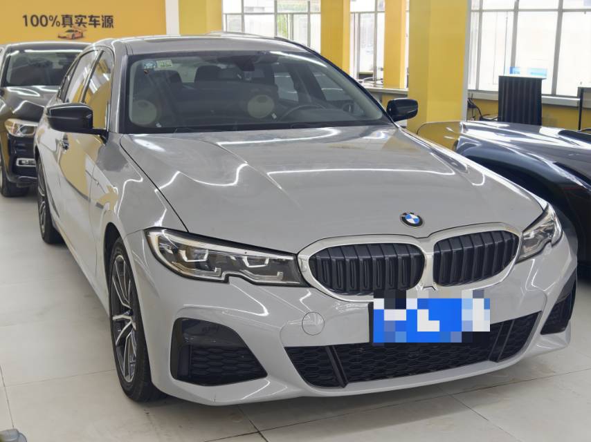 BMW 3 Series 2021 car image #5