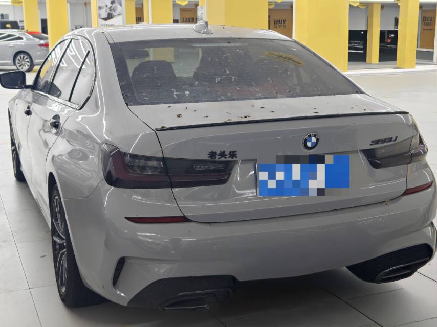 BMW 3 Series 2021 car image #14