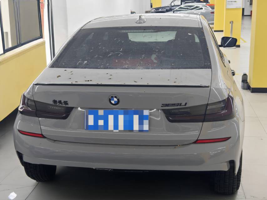 BMW 3 Series 2021 car image #13