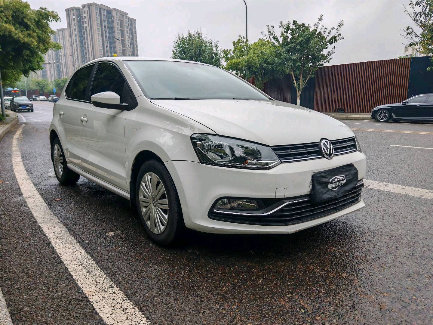Volkswagen Polo 2017 car image #5